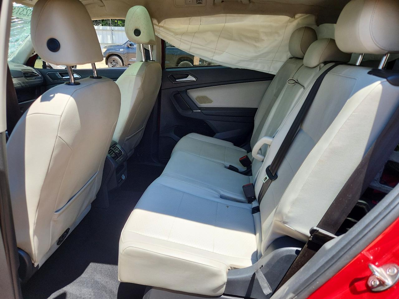2018 VOLKSWAGEN TIGUAN SE — Фото 10 из 12
