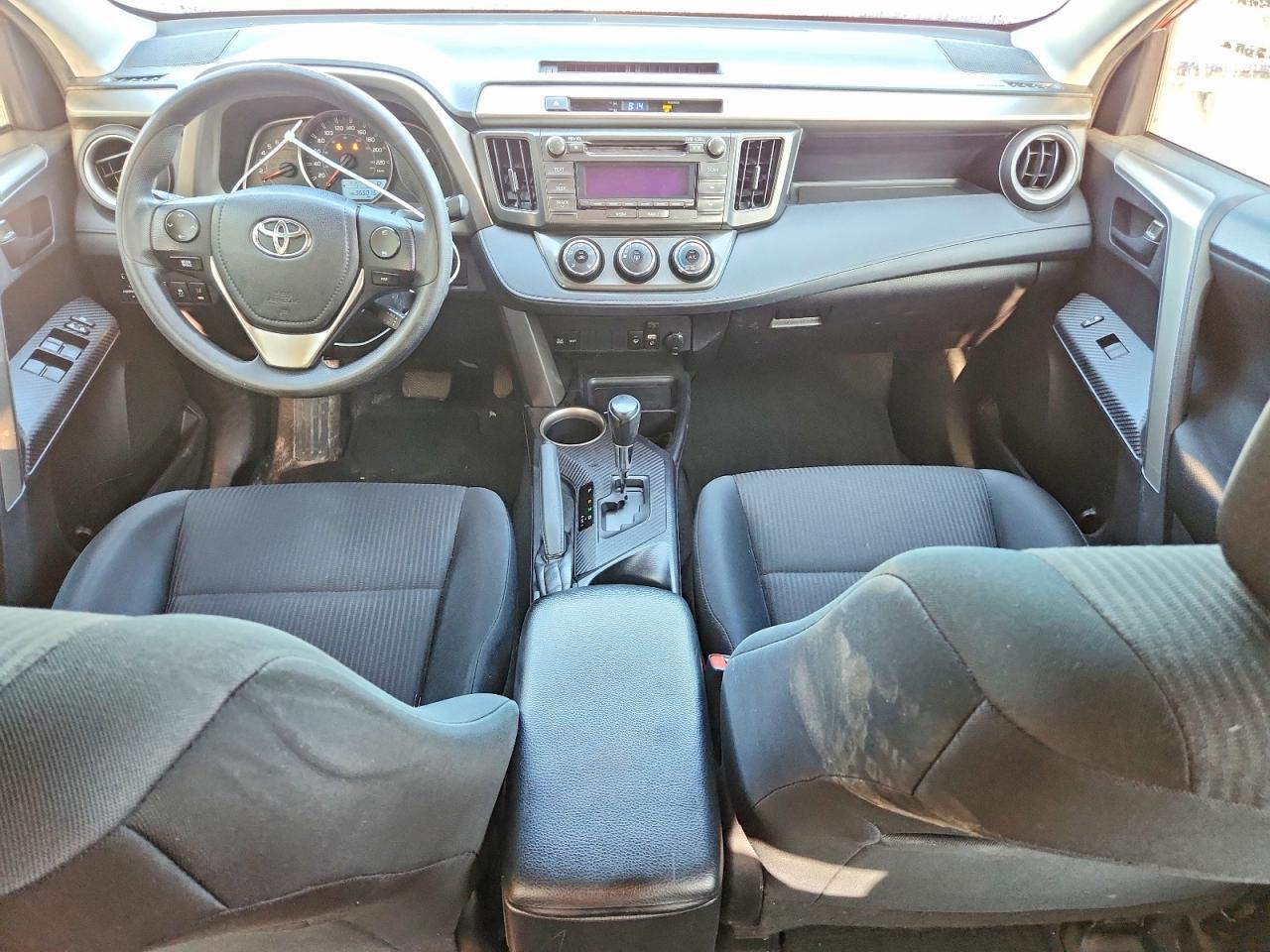 2015 TOYOTA RAV4 LE — Фото 8 из 13