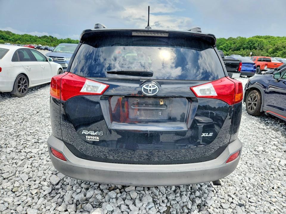 2015 TOYOTA RAV4 XLE — Фото 6 из 12