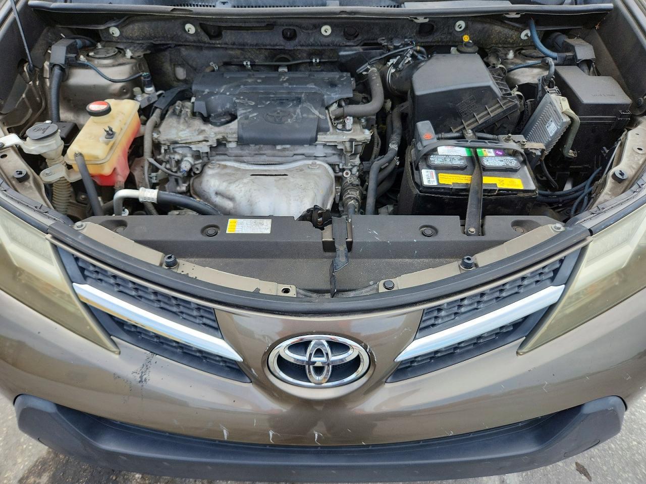 2015 TOYOTA RAV4 LE — Фото 12 из 13