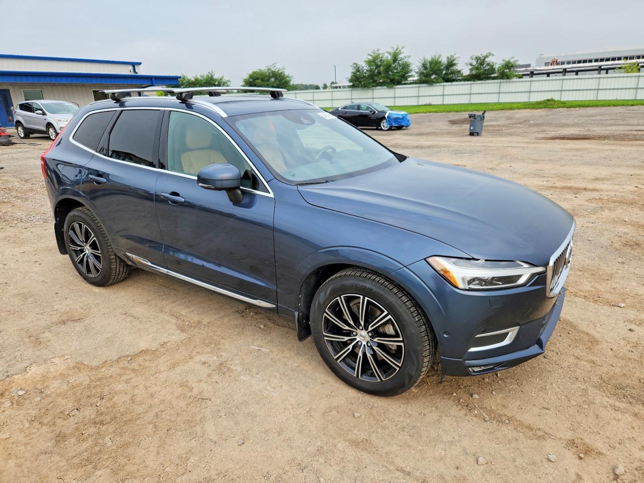 2018 VOLVO XC60 T6 INSCRIPTION — Фото 4 из 13