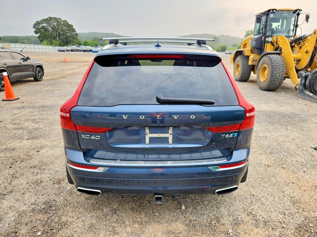 2018 VOLVO XC60 T6 INSCRIPTION — Фото 6 из 13