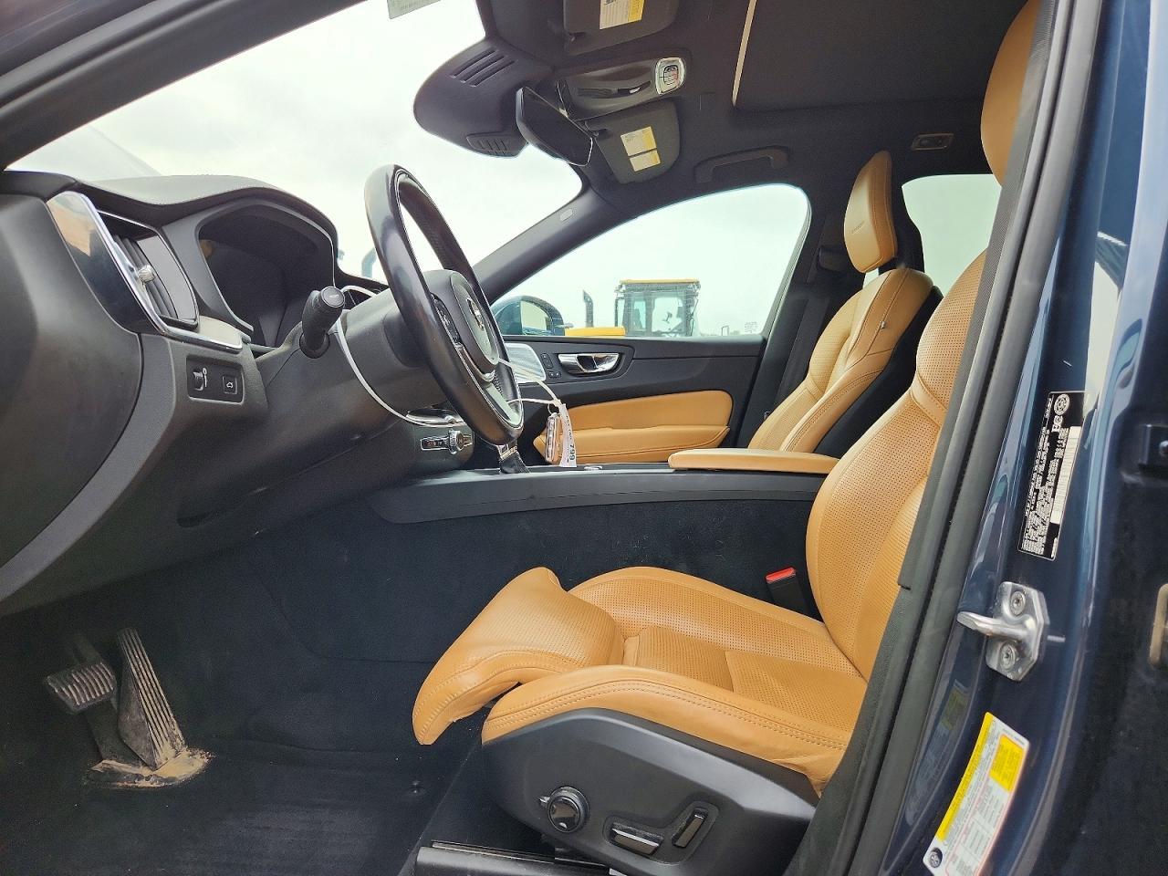 2018 VOLVO XC60 T6 INSCRIPTION — Фото 7 из 13