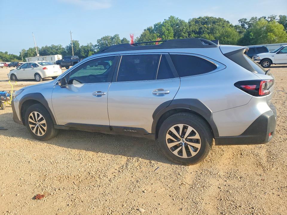 2023 SUBARU OUTBACK PREMIUM — Фото 2 из 12