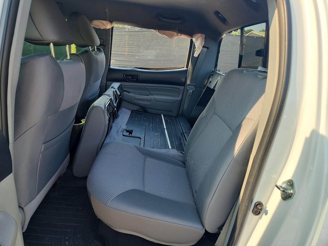 2015 TOYOTA TACOMA DOUBLE CAB PRERUNNER — Фото 10 из 12