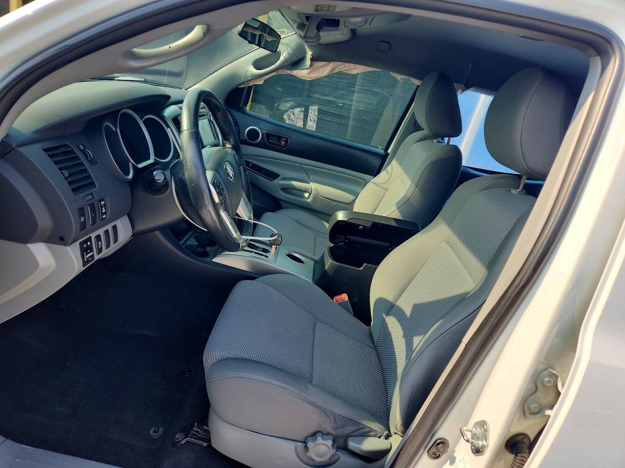 2015 TOYOTA TACOMA DOUBLE CAB PRERUNNER — Фото 7 из 12