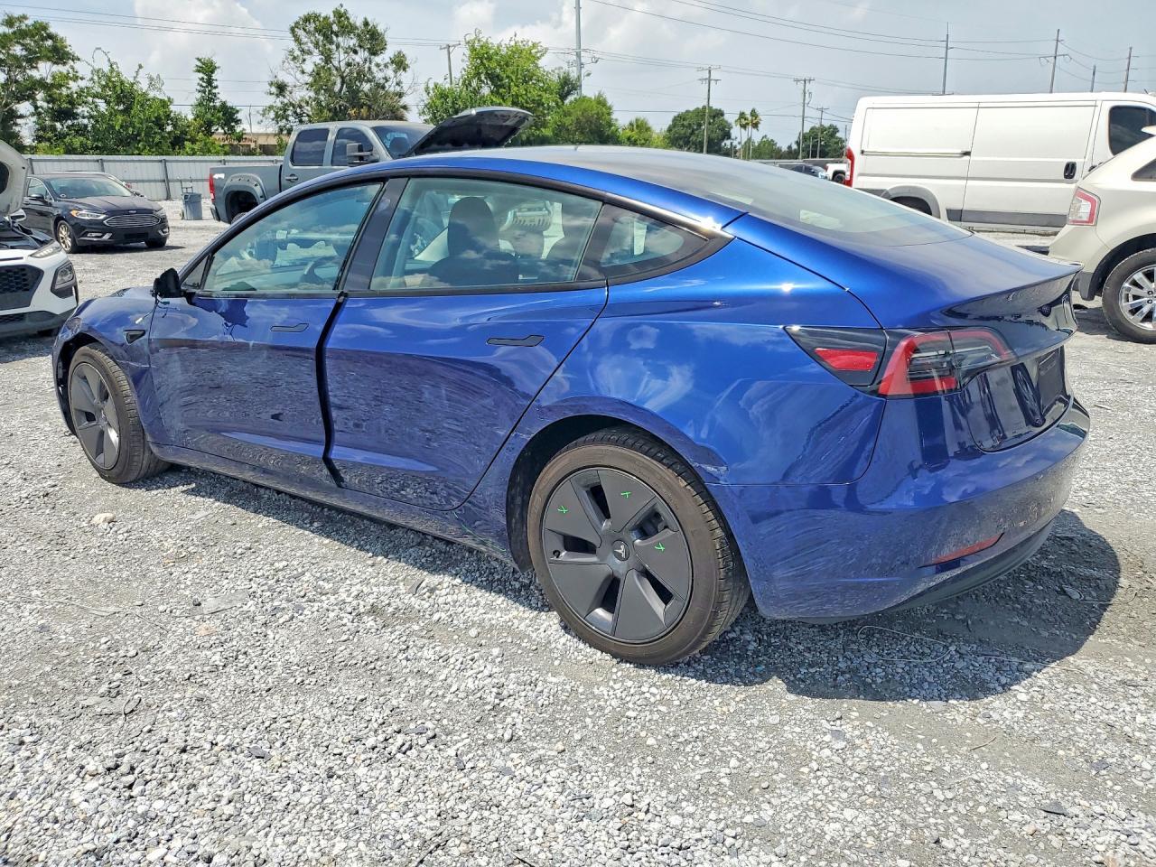 2023 TESLA MODEL 3 — Фото 2 из 12