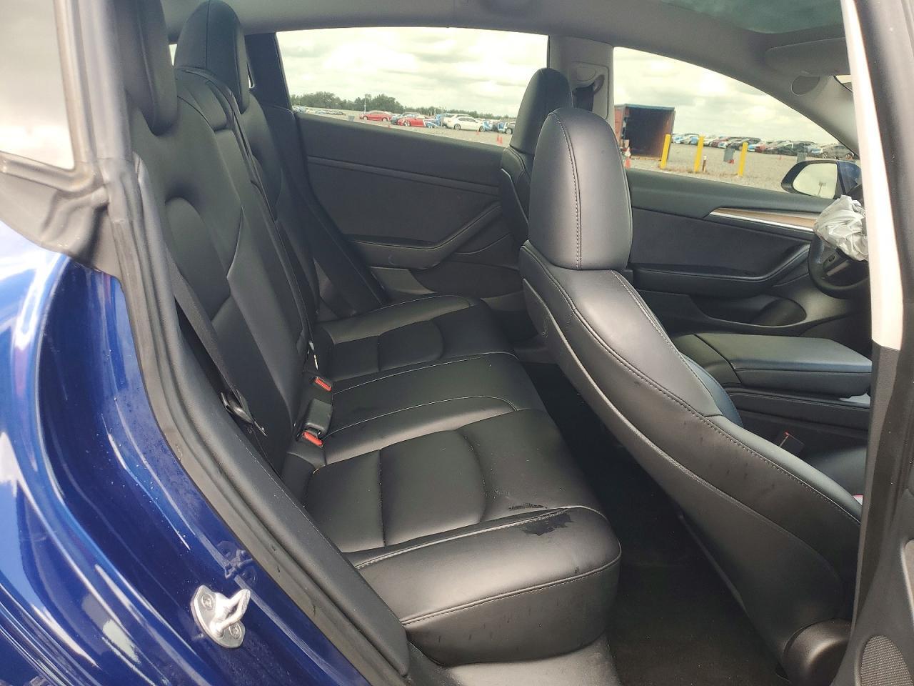 2023 TESLA MODEL 3 — Фото 10 из 12