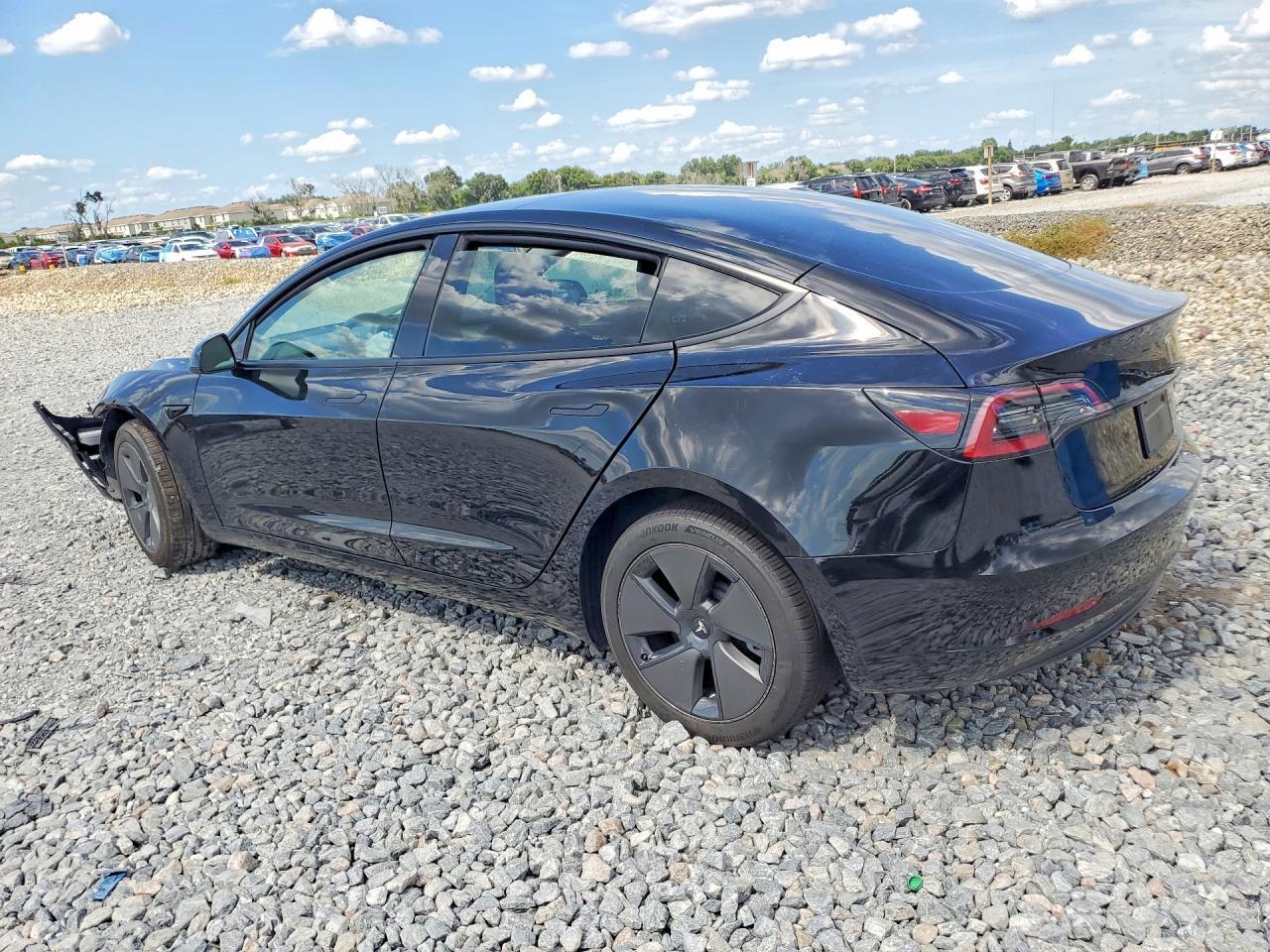 2023 TESLA MODEL 3 — Фото 2 из 12