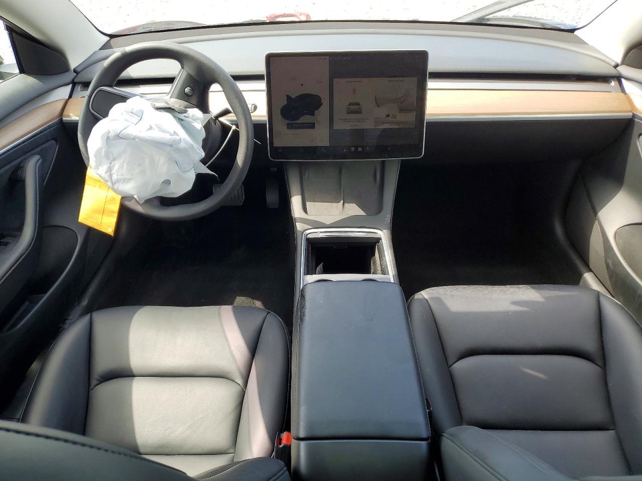 2023 TESLA MODEL 3 — Фото 8 из 12