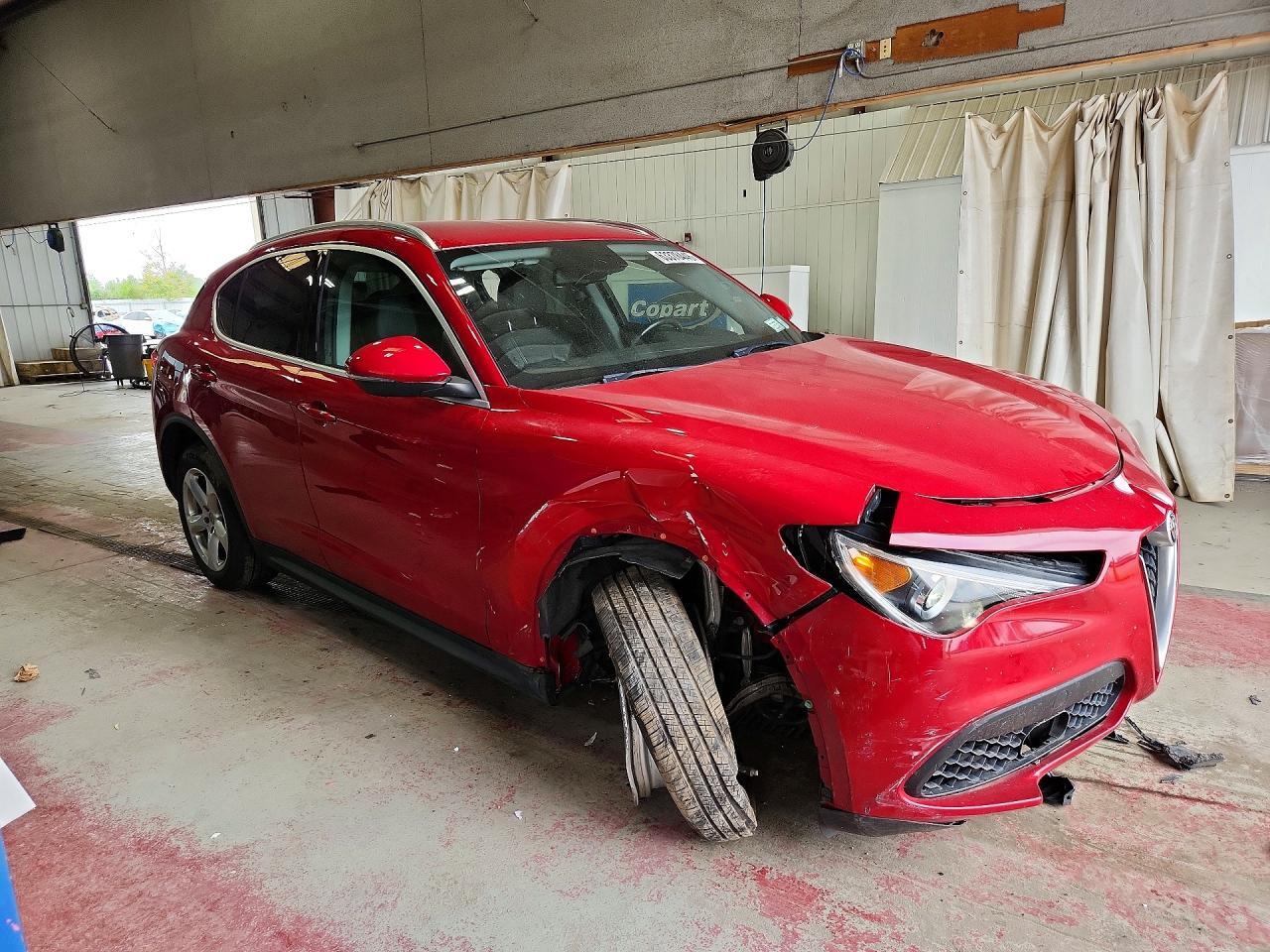 2019 ALFA ROMEO STELVIO — Фото 4 из 13