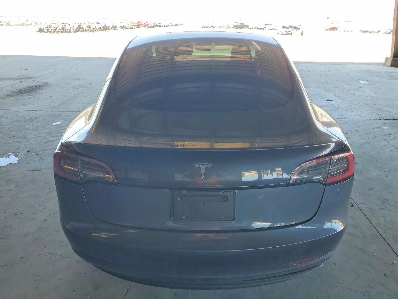 2023 TESLA MODEL 3 — Фото 6 из 12