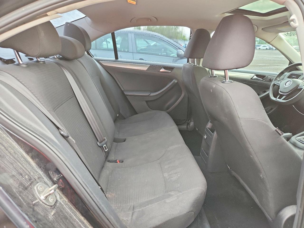2015 VOLKSWAGEN JETTA BASE — Фото 10 из 12