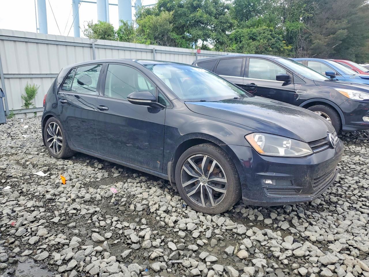 2015 VOLKSWAGEN GOLF — Фото 4 из 12