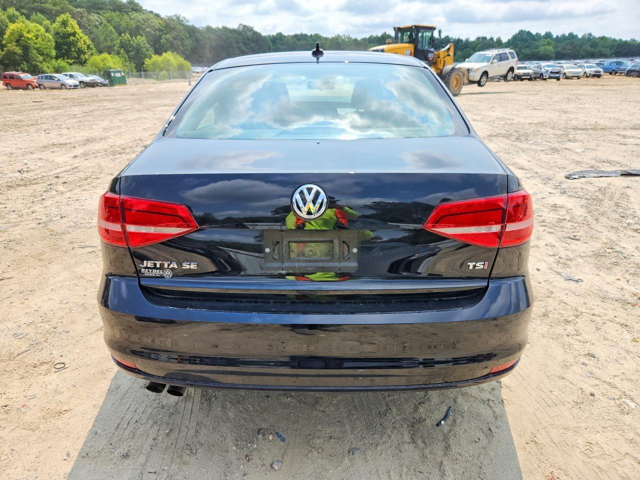 2015 VOLKSWAGEN JETTA SE — Фото 6 из 12