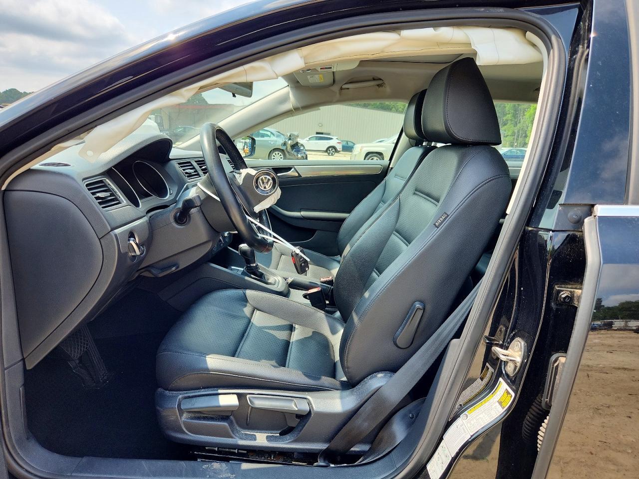 2015 VOLKSWAGEN JETTA SE — Фото 7 из 12