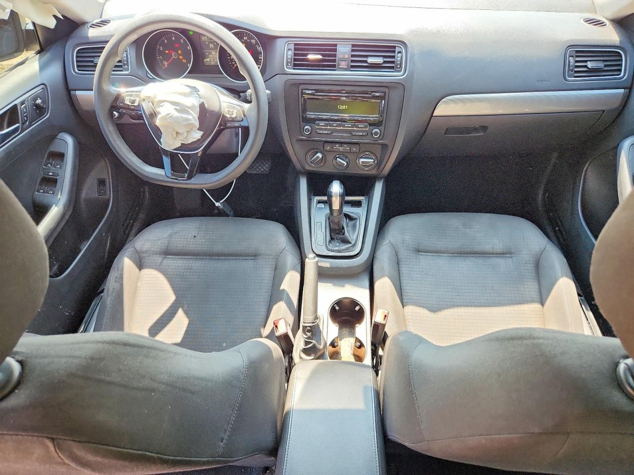 2015 VOLKSWAGEN JETTA SE — Фото 8 из 12