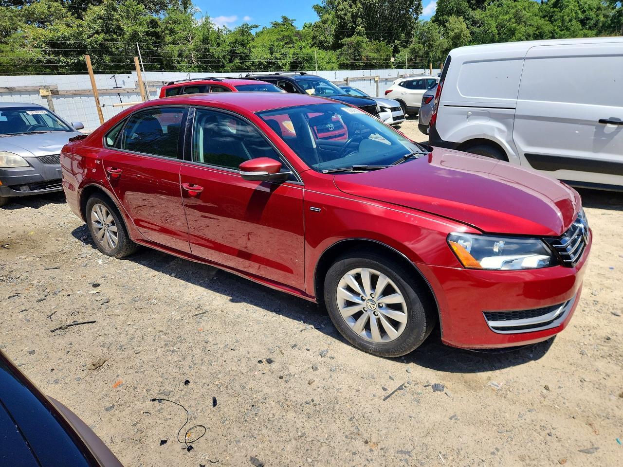 2015 VOLKSWAGEN PASSAT S — Фото 4 из 12
