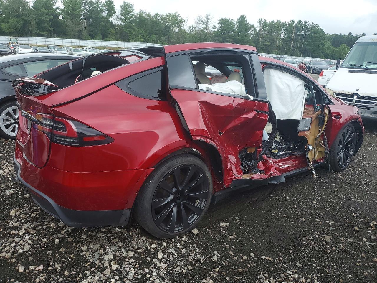 2023 TESLA MODEL X — Фото 3 из 12
