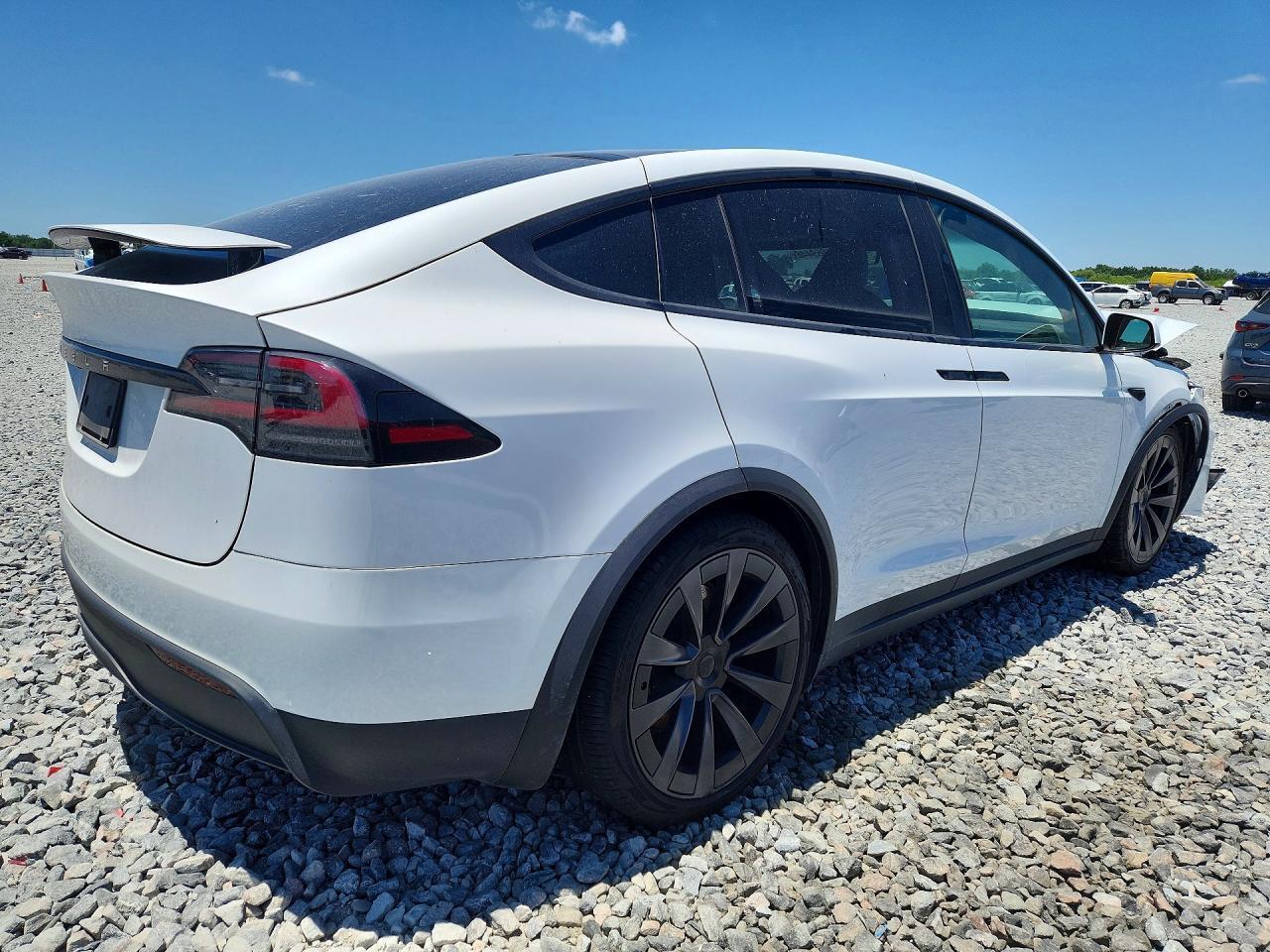 2023 TESLA MODEL X — Фото 3 из 13