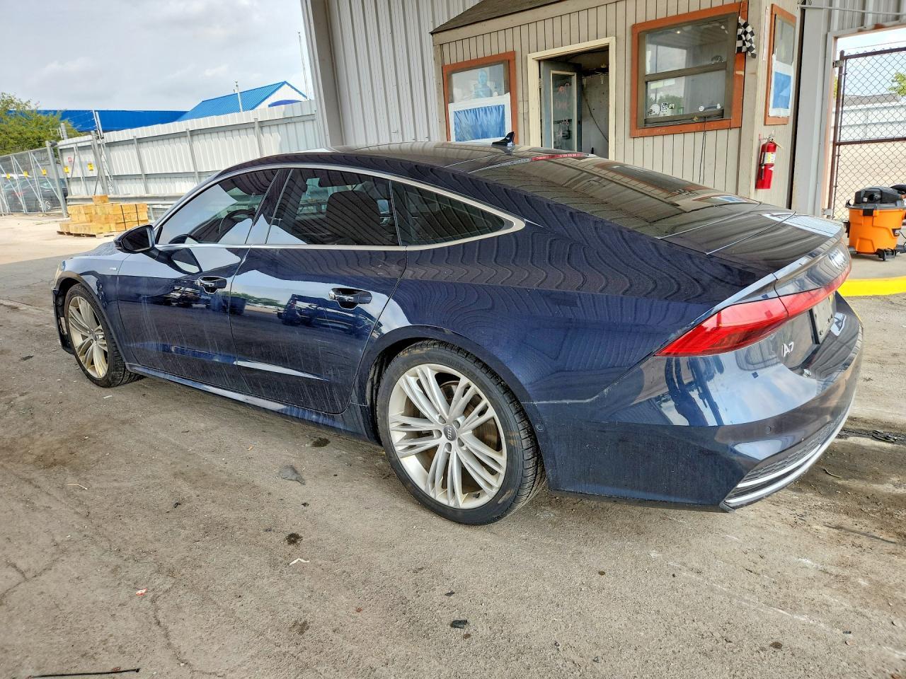 2019 AUDI A7 PREMIUM PLUS S-LINE — Фото 2 из 12