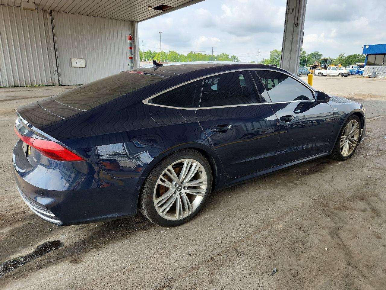 2019 AUDI A7 PREMIUM PLUS S-LINE — Фото 3 из 12
