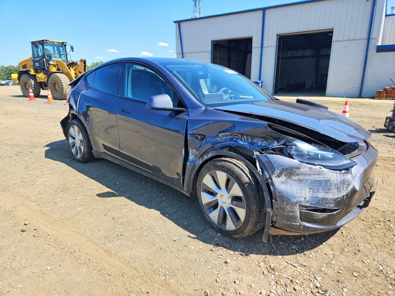 2023 TESLA MODEL Y — Фото 4 из 12