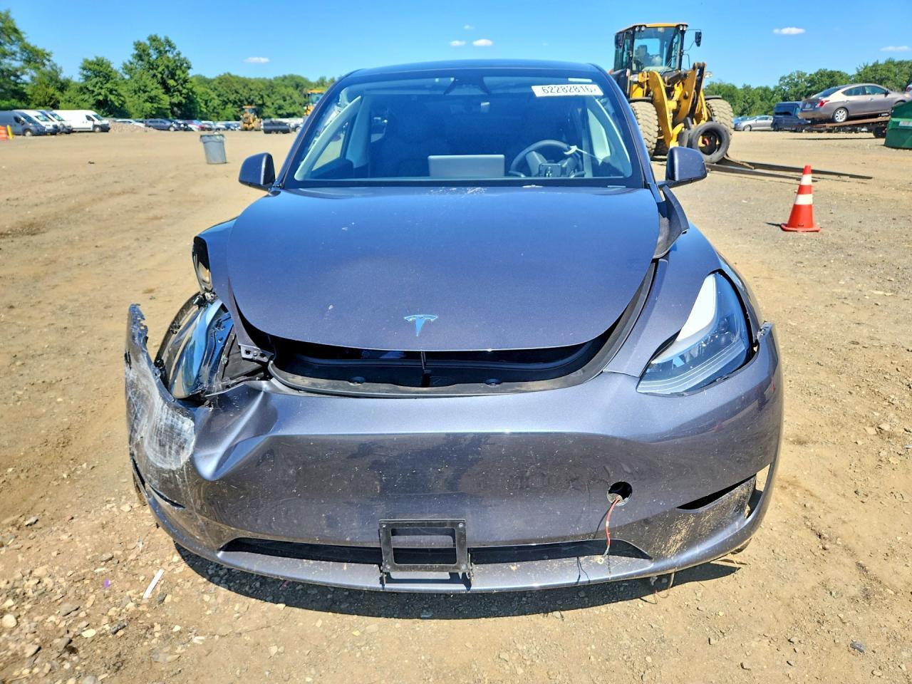 2023 TESLA MODEL Y — Фото 5 из 12