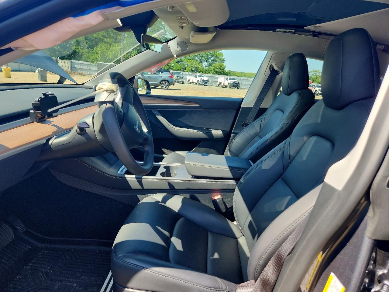 2023 TESLA MODEL Y — Фото 7 из 12