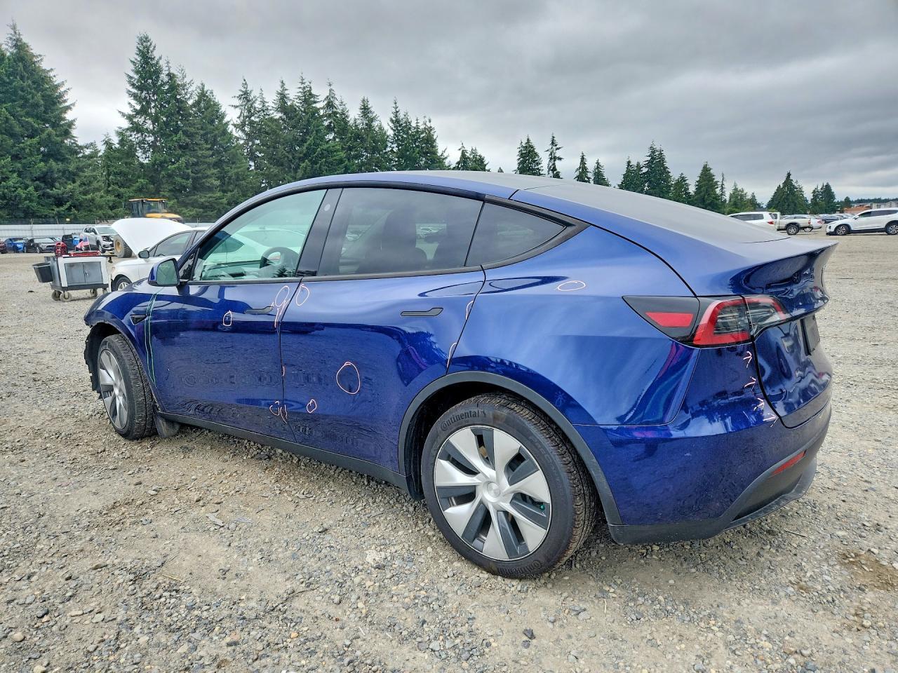 7SAYGDEE3PF595290 2023 TESLA MODEL  Y photo no. 2
