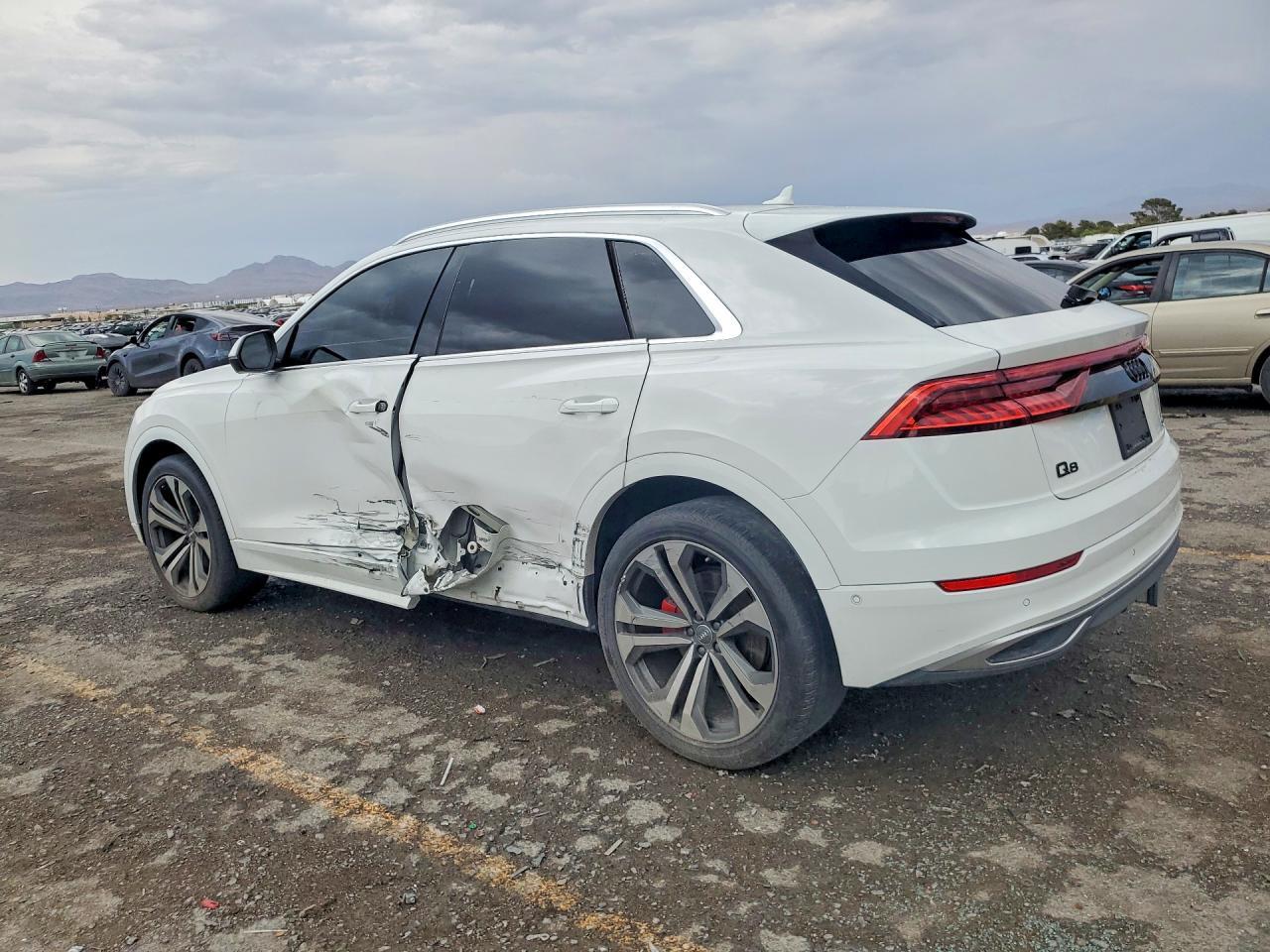 2019 AUDI Q8 PREMIUM PLUS — Фото 2 из 13