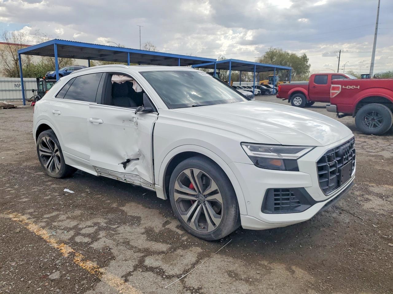 2019 AUDI Q8 PREMIUM PLUS — Фото 4 из 13