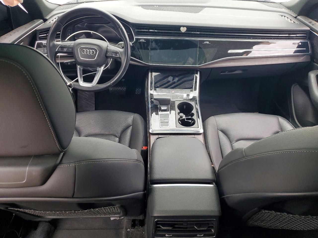 2019 AUDI Q8 PREMIUM PLUS — Фото 8 из 13