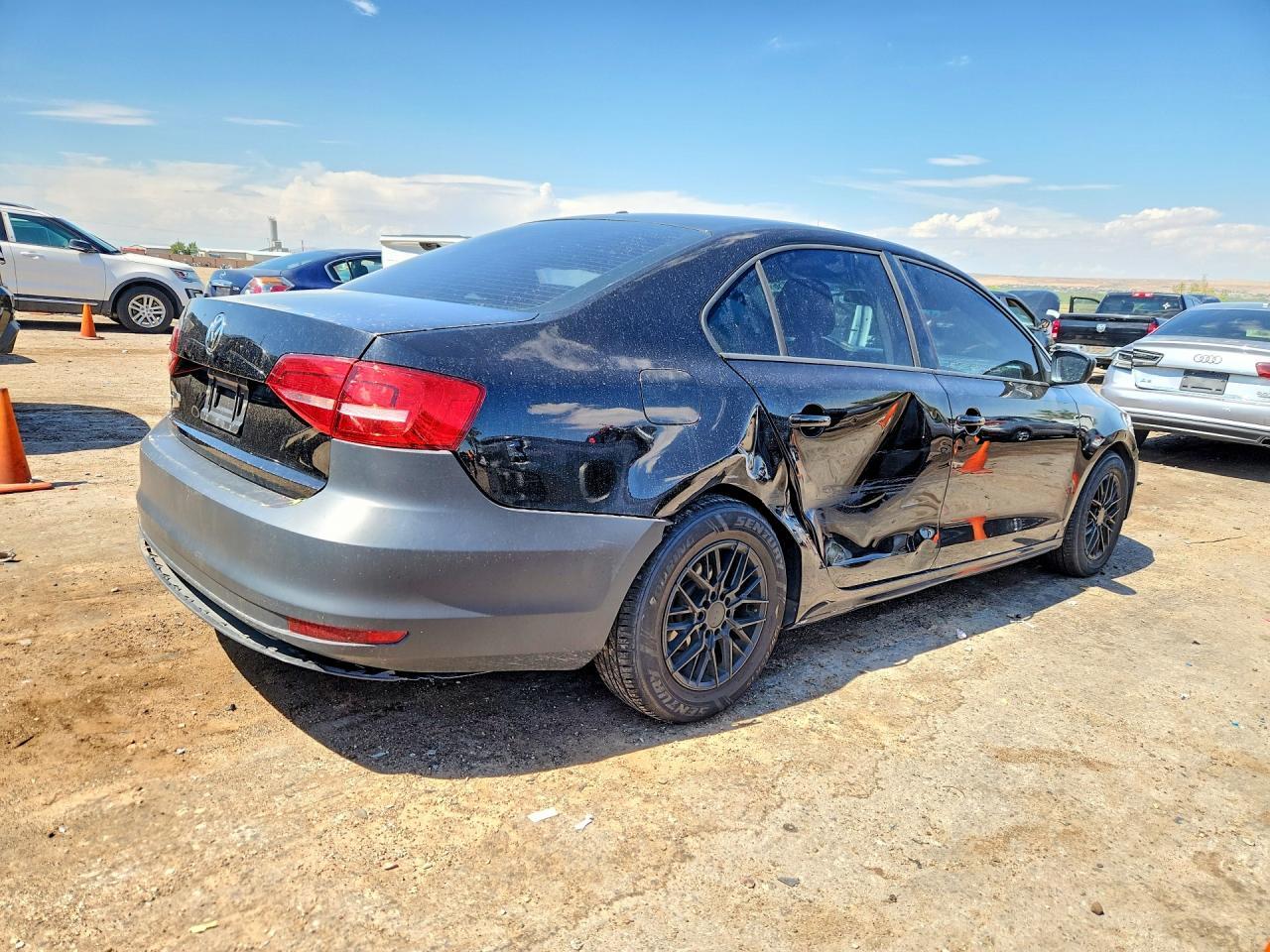 2015 VOLKSWAGEN JETTA BASE — Фото 3 из 13