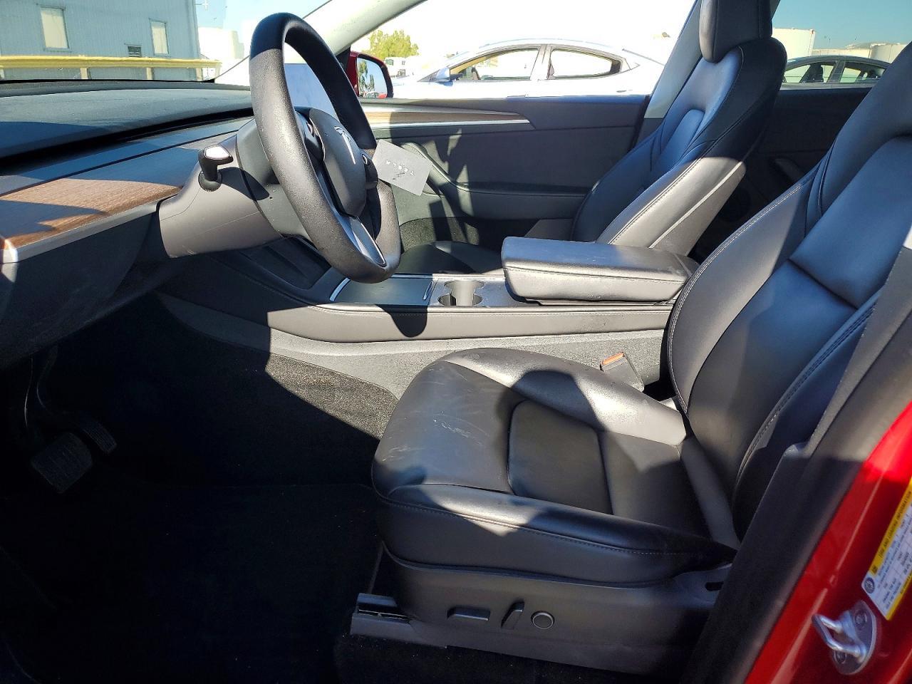 2023 TESLA MODEL Y — Фото 7 из 13
