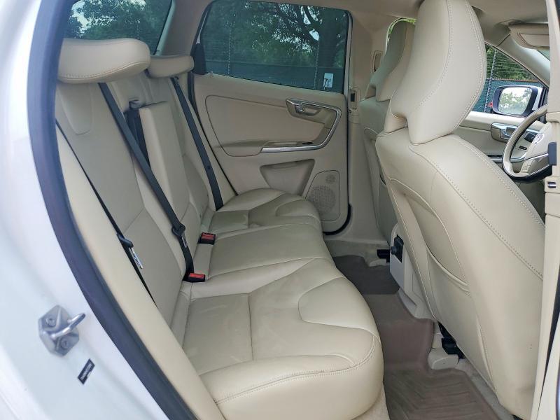 2015 VOLVO XC60 T6 PREMIER — Фото 11 из 13