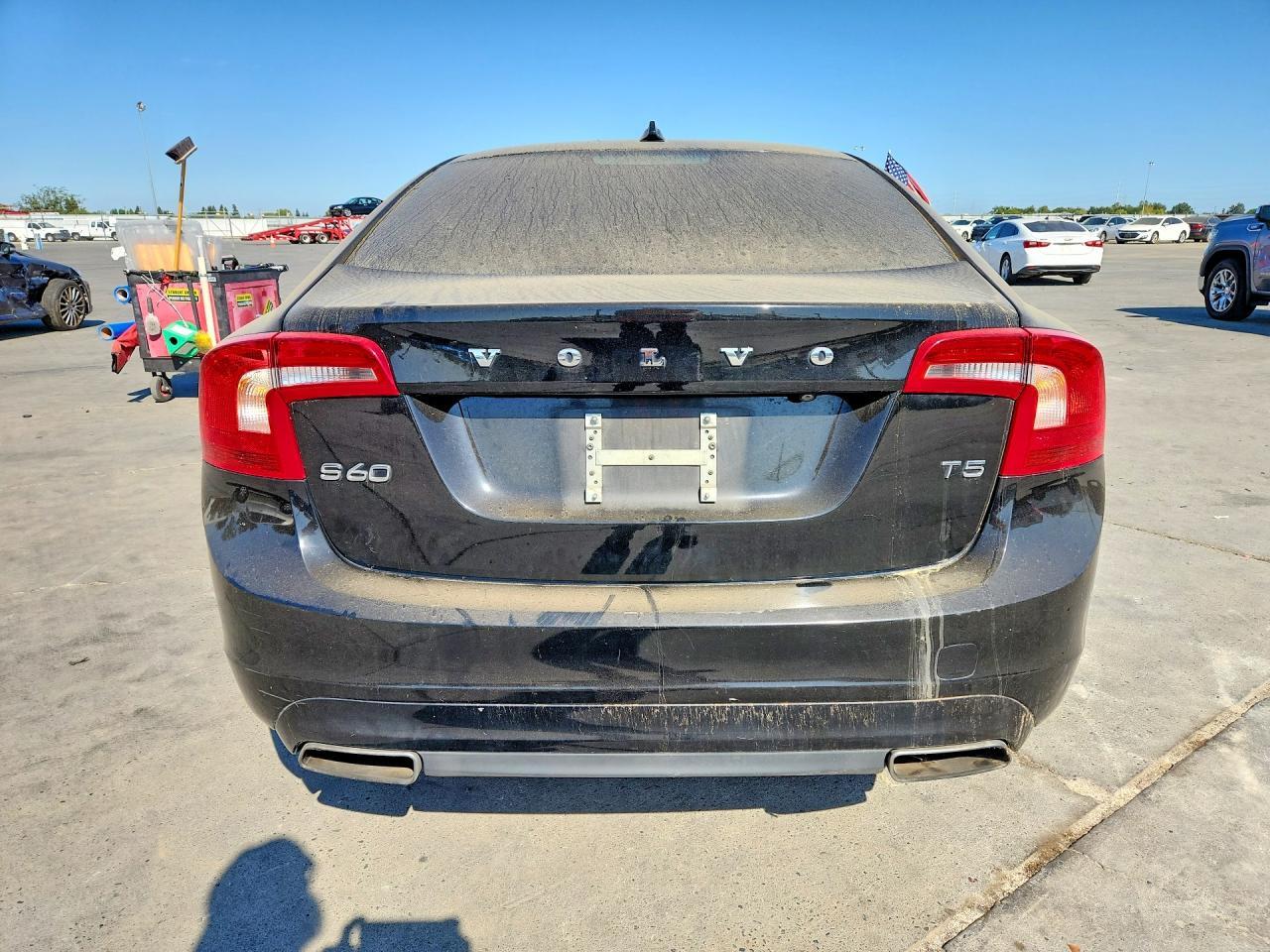 2015 VOLVO S60 PREMIER+ — Фото 6 из 12