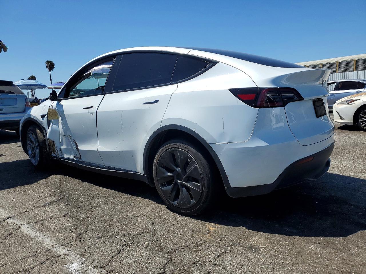 7SAYGDEE9PA136343 2023 TESLA MODEL Y photo no. 2