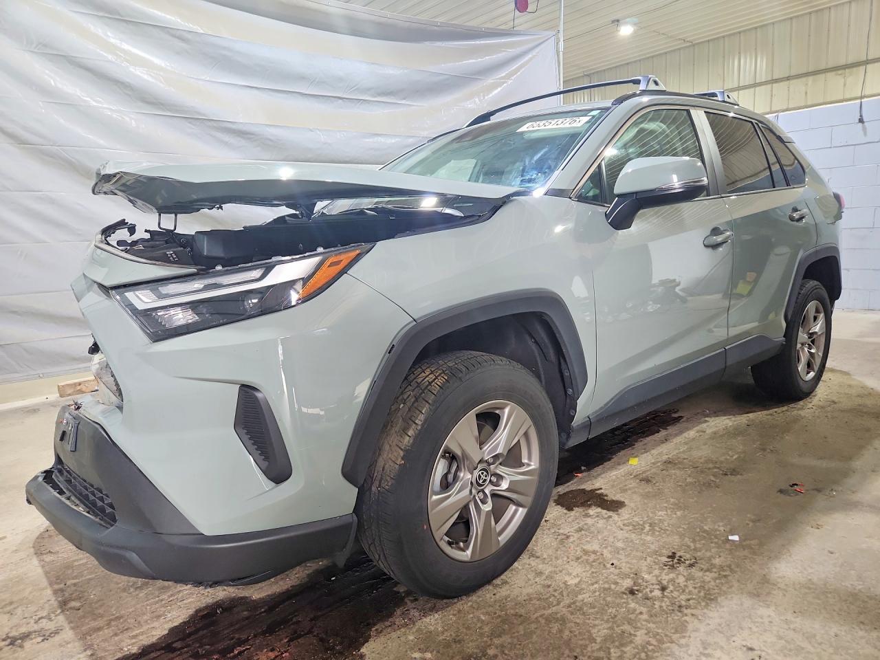 2023 TOYOTA RAV4 XLE