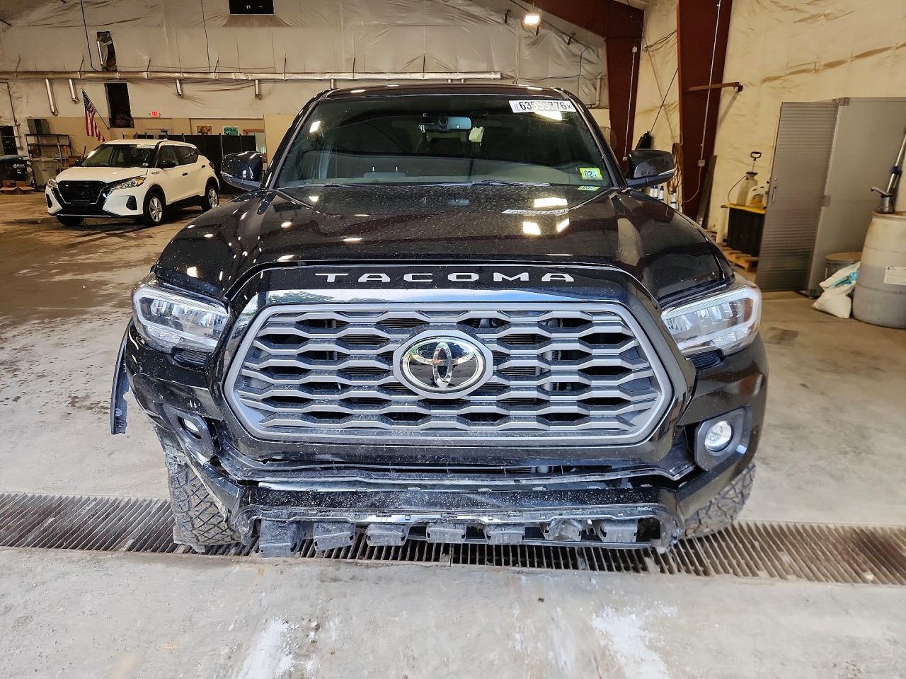 2023 TOYOTA TACOMA TRD OFF-ROAD — Фото 5 из 12