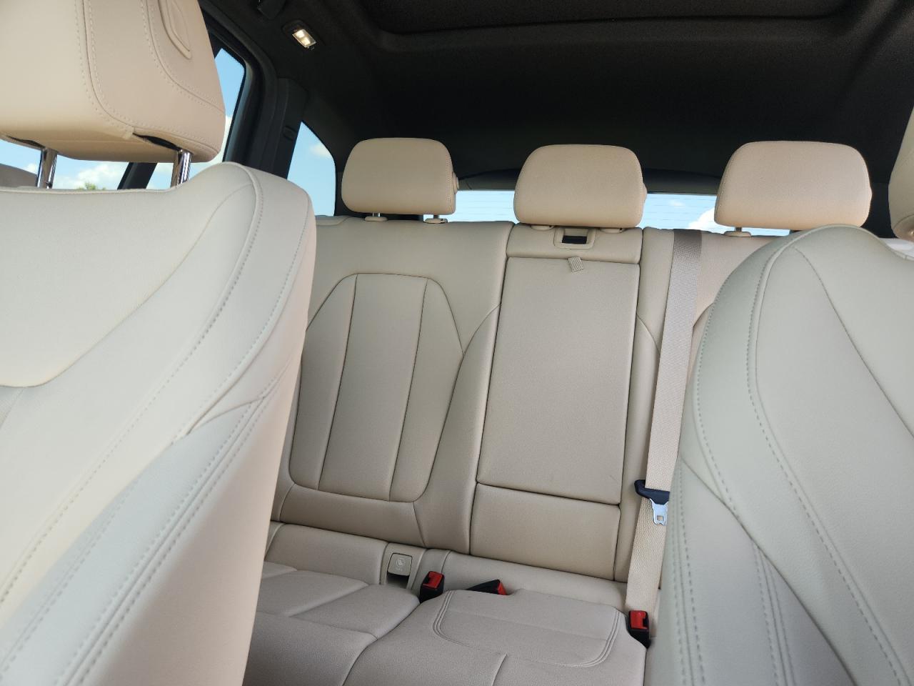 5UXTR7C55KLE94698 2019 BMW X3 photo no. 10
