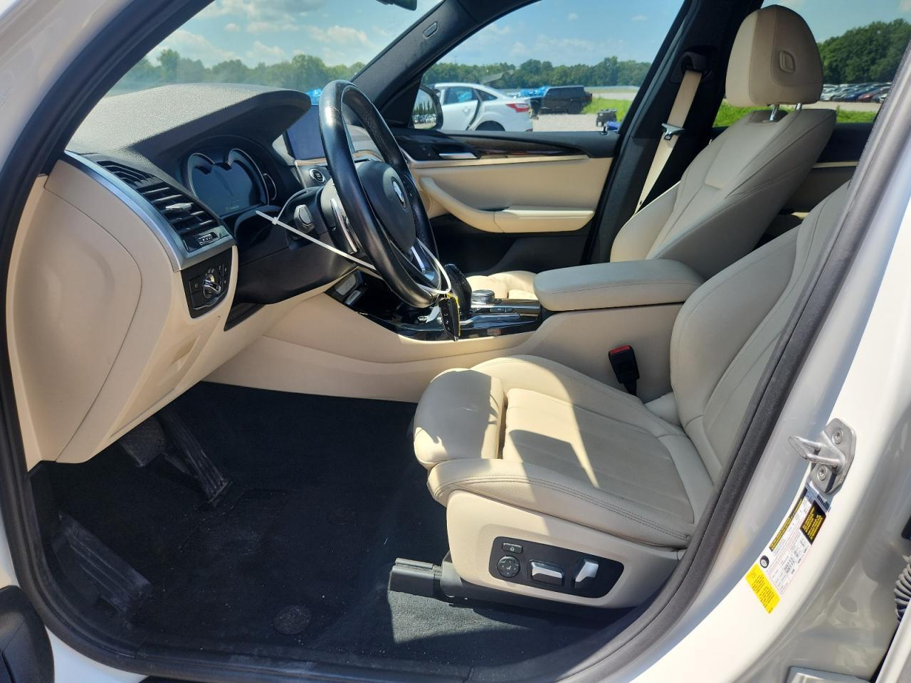 5UXTR7C55KLE94698 2019 BMW X3 photo no. 7