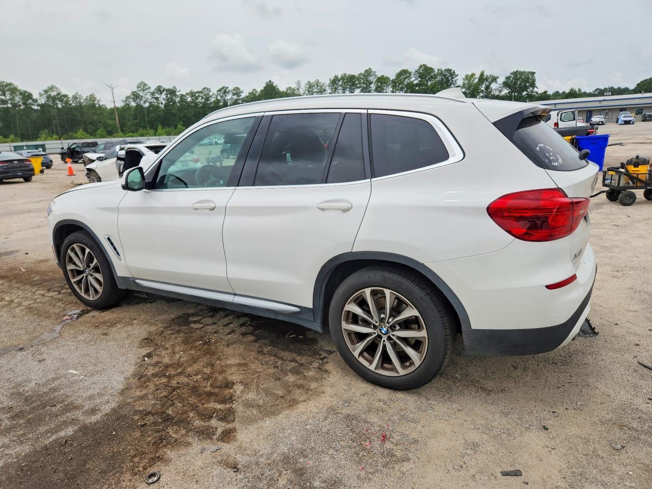 2019 BMW X3 XDRIVE30I — Фото 2 из 12