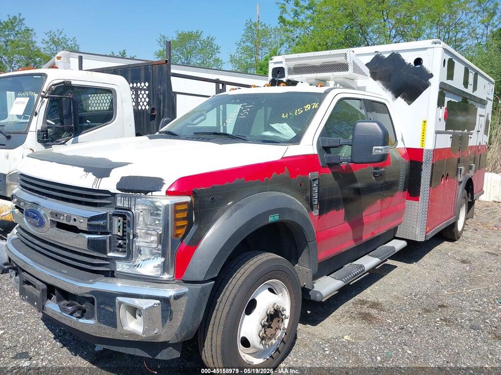 1FD0X5HT1KEF24556 2019 FORD F-550 CHASSIS photo no. 2