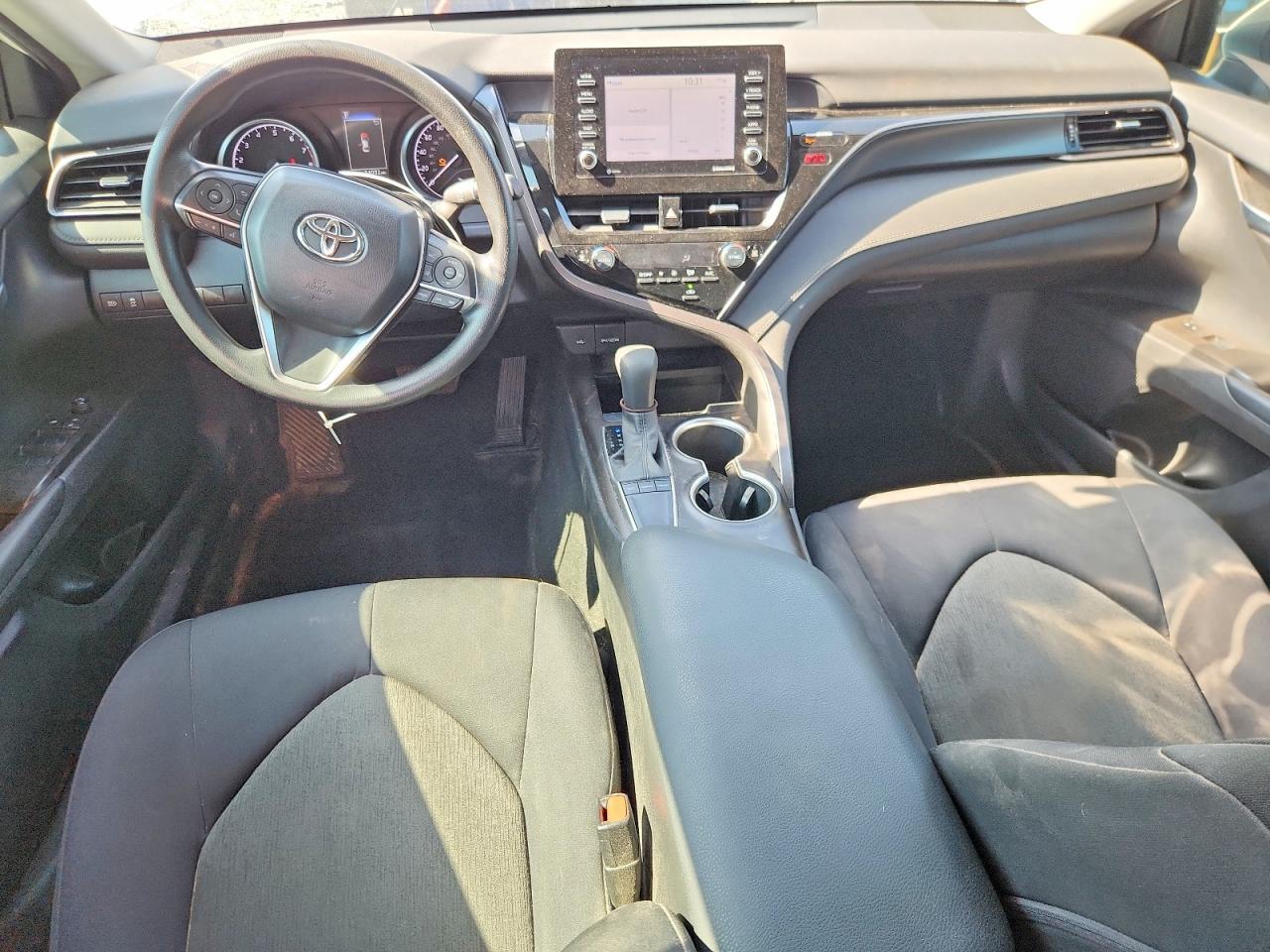 2023 TOYOTA CAMRY LE — Фото 8 из 13