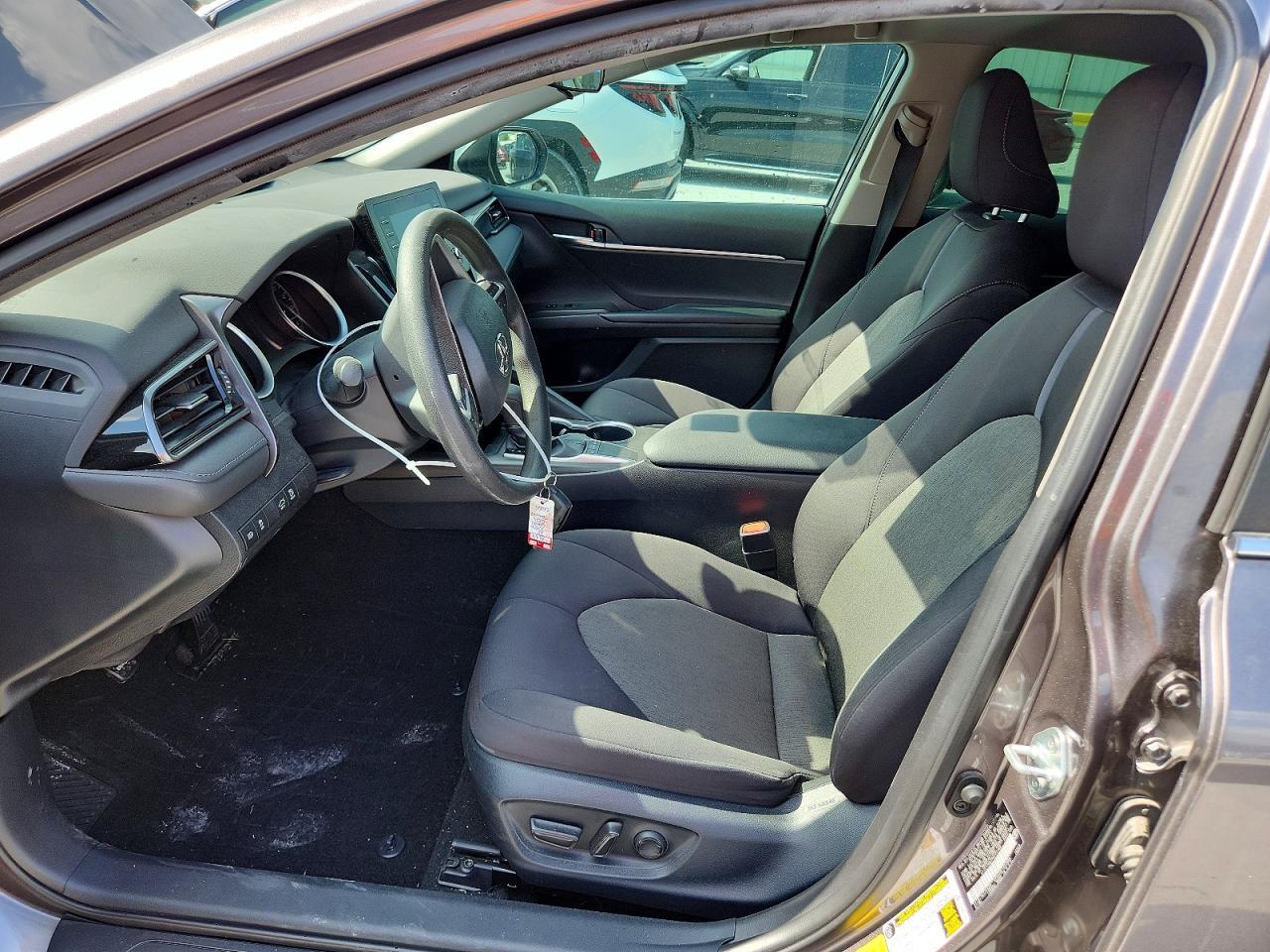 2023 TOYOTA CAMRY LE — Фото 7 из 12