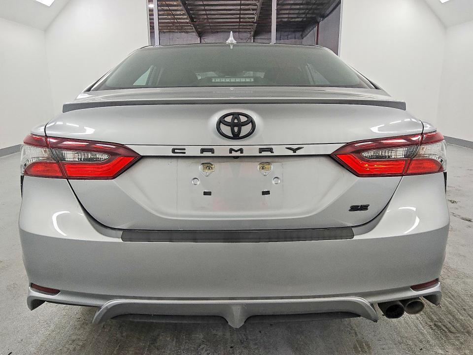 2023 TOYOTA CAMRY SE — Фото 6 из 12