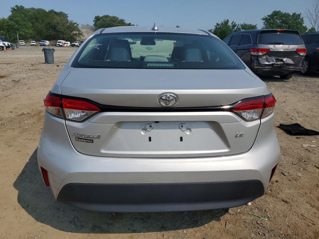 2023 TOYOTA COROLLA LE — Фото 6 из 12