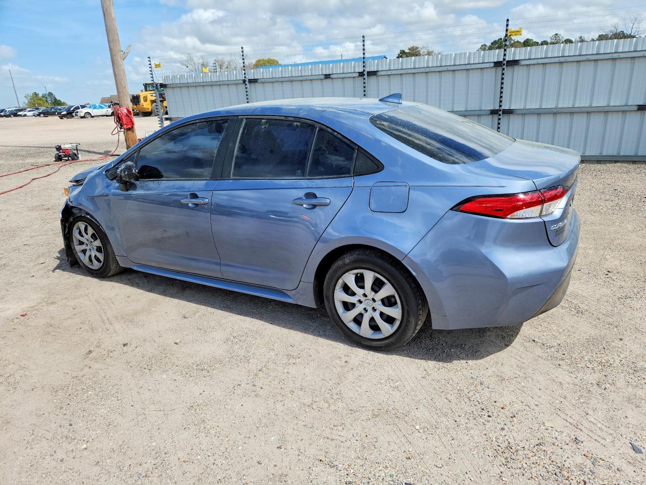 2023 TOYOTA COROLLA — Фото 2 из 12