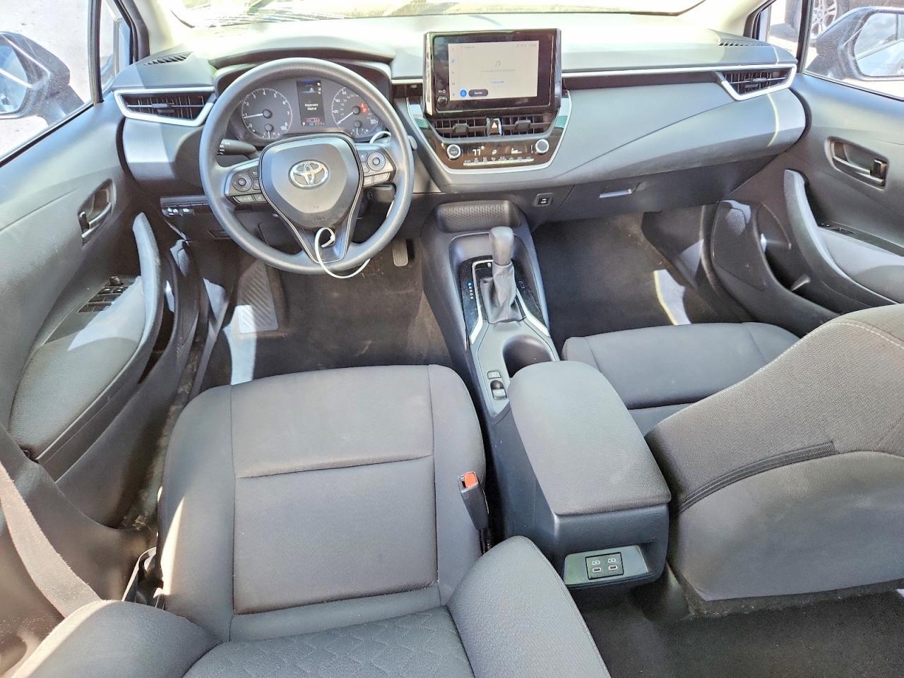 2023 TOYOTA COROLLA — Фото 8 из 12